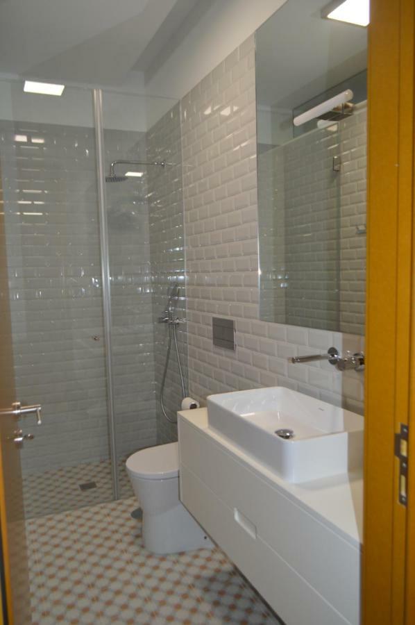 Camoes By Trindade Sweet Home Porto Bagian luar foto